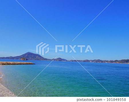 從愛媛縣松山市看到的五五島和瀨戶內海 從愛媛縣松山市看到的五五島和瀨戶內海 101849358