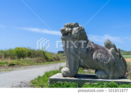 "Kumamoto Prefecture" Aso Giant Guardian Dog (Asokyo Daiko Dog) "Kumamoto Prefecture" Aso Giant Guardian Dog (Asokyo Daiko Dog) 101851877