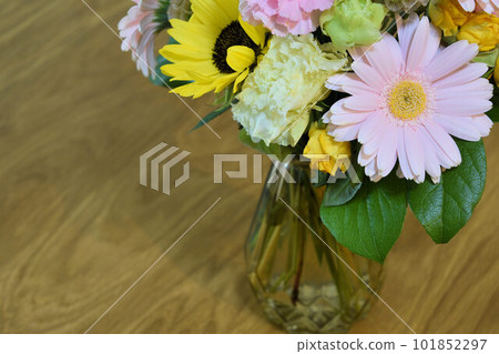 Life with flowers Life with flowers 101852297