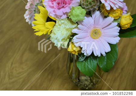 Life with flowers Life with flowers 101852298