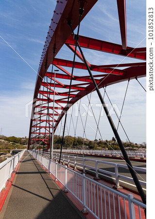 EOSR. Hiroshima Ondo crosses the Shin-Ondo Bridge. 101852813