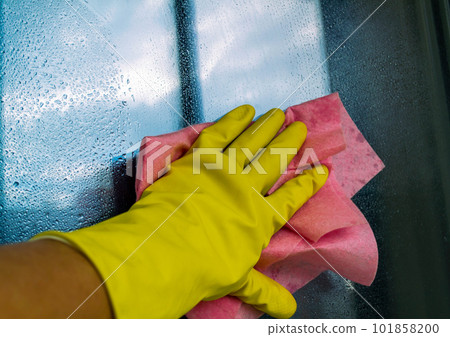 Window washing. Window washing. 101858200