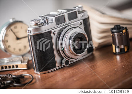 Old film camera 101859539