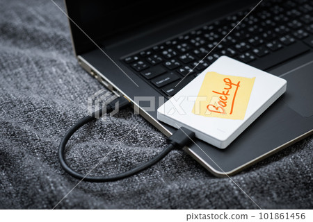 External hard drive 101861456