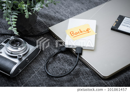 External hard drive 101861457