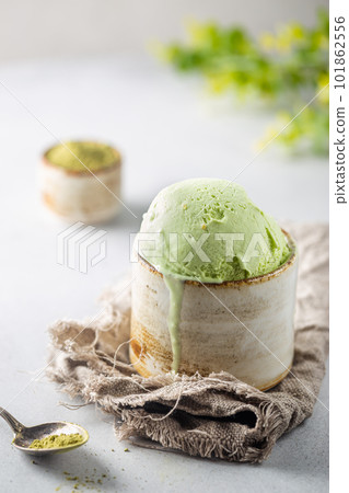 Green tea matcha ice cream 101862556