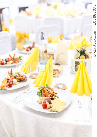 Table appointment for guests Table appointment for guests 101865079