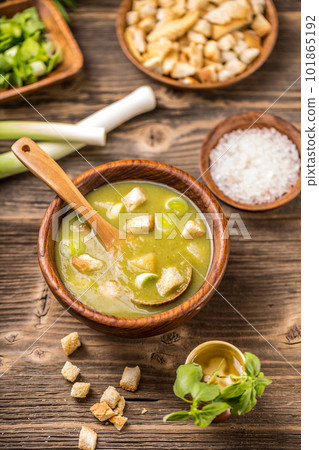 A bowl of leek and potato soup A bowl of leek and potato soup 101865192
