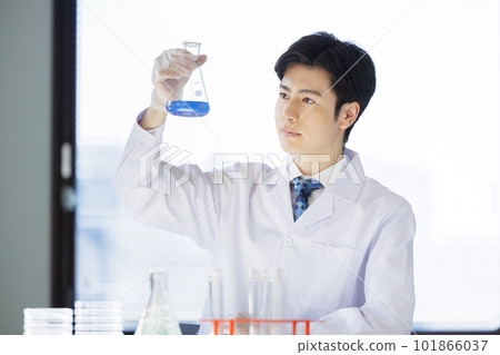 研究實驗男白大褂 101866037