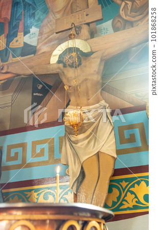 SHYMKENT, KAZAKHSTAN - JANUARY 24, 2023: Crucifixion of Jesus Christ in the Church of Our Lady of Kazan 101868258
