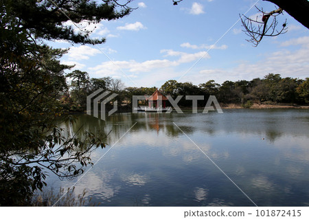 Itami City Midorigaoka Park Shimoike no Shogetsutei Itami City Midorigaoka Park Shimoike no Shogetsutei 101872415