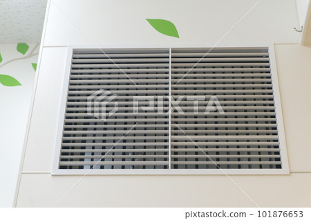 Louver lattice window outside 101876653