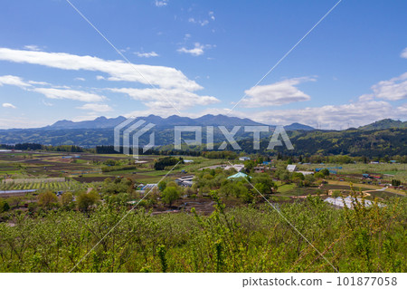 Fresh Green Nakanojo Gardens and Mt. Haruna Gunma Prefecture 101877058