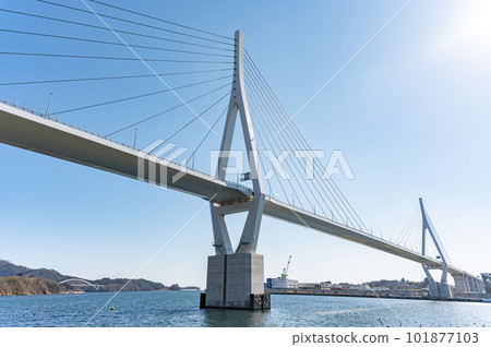 氣仙沼灣過橋大橋佳苗 氣仙沼灣過橋大橋佳苗 101877103