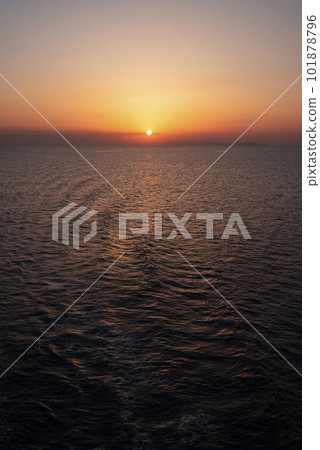 Asahi rising from the horizon 101878796