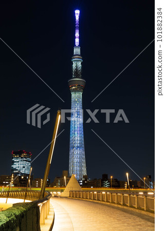 Tokyo Skytree special illumination (White Day) 101882384