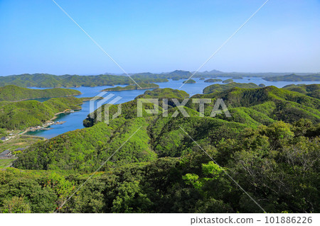 Tsushima's Eboshidake Observatory with a 360-degree view 101886226