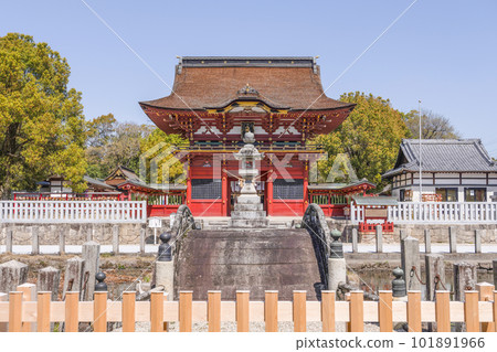 東正大權現伊賀八幡宮（愛知縣岡崎市）隨神門 101891966