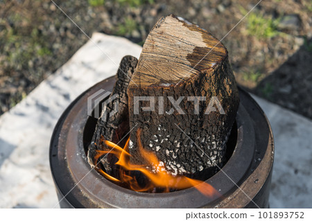 [Auto camping on the Nakatsugawa riverbed Flame stove secondary combustion] 101893752