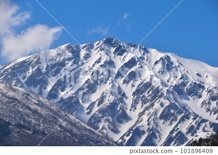 春殘雪白馬山 101896409