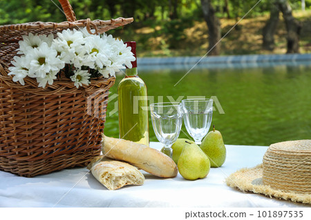 Spending time in nature - picnic, accessories for picnic Spending time in nature - picnic, accessories for picnic 101897535