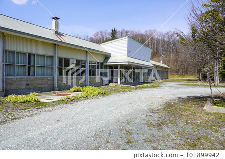 南富良野市立金山中學(關閉) 南富良野市立金山中學(關閉) 101899942