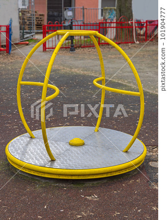 Spinning Platform Playground 101904777