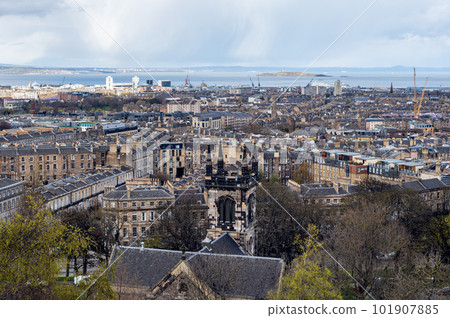 City view on Edinburgh 101907885