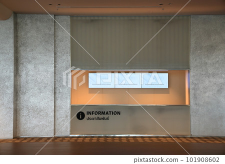 reception booth in lobby, Information booth in front of conference center. 101908602