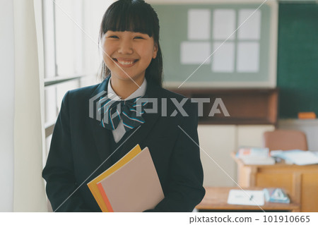 junior high school student, junior high student, middle school student 101910665
