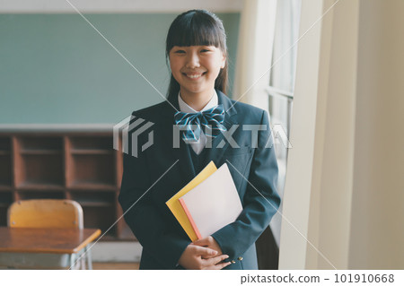 junior high school student, junior high student, middle school student 101910668
