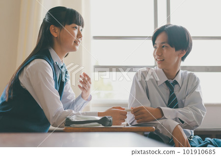 junior high school student, junior high student, middle school student 101910685