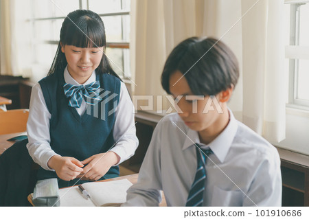 初中生 中學生 國中生 101910686