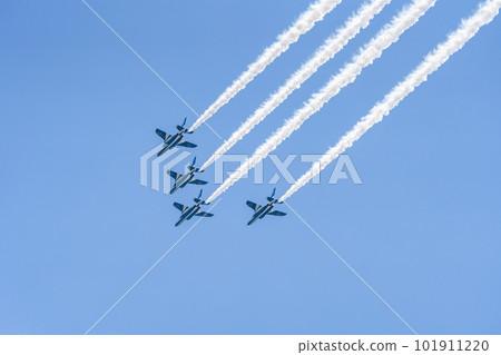 宮城縣東松島市松島空軍基地的藍天與藍色動力 宮城縣東松島市松島空軍基地的藍天與藍色動力 101911220