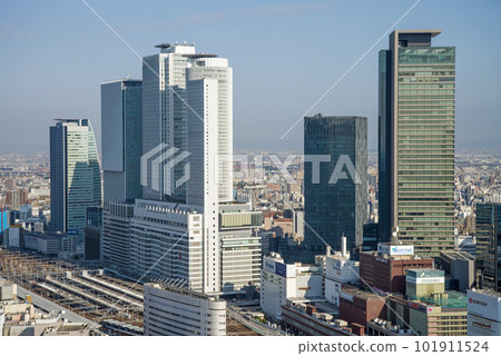 Urban landscape [Nagoya station and surrounding skyscrapers] 101911524