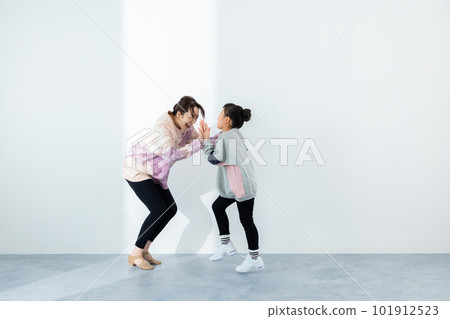 Kids dance school Kids dance school 101912523