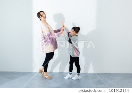 Kids dance school Kids dance school 101912524