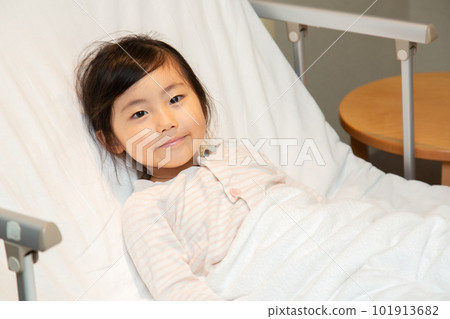 女孩住院治療 女孩住院治療 101913682