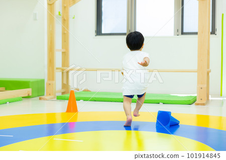 兒童體操班 101914845