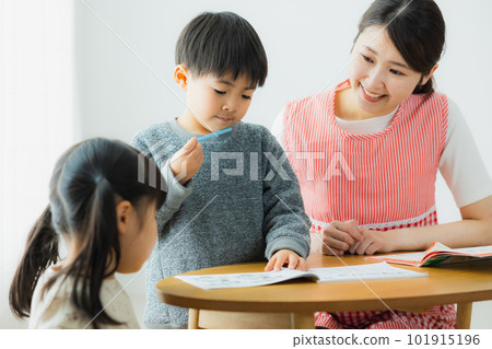 保育員、保育園、放學後保育 保育員、保育園、放學後保育 101915196