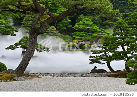 Japanese garden of Yushien Japanese garden of Yushien 101918556