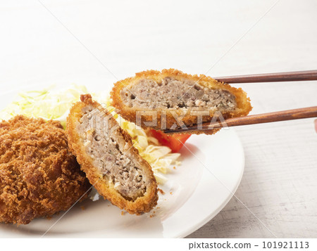 Delicious minced meat cutlet Delicious minced meat cutlet 101921113