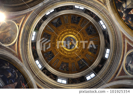 Painted ceiling of the dome of Santa Maria del Popolo basilica Painted ceiling of the dome of Santa Maria del Popolo basilica 101925354