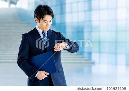 商人男士西裝 101925606