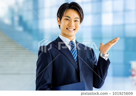 商人男士西裝 101925609