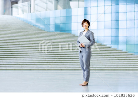 Business woman suit woman Business woman suit woman 101925626