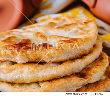 Traditional homemade Romanian and Moldovan pies - Placinta 101926752