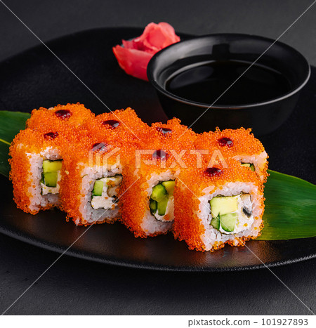 Close up Uramaki California on black plate Close up Uramaki California on black plate 101927893