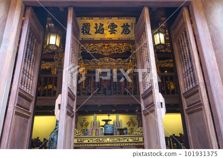 Hanoi Bach Ma Temple 101931375