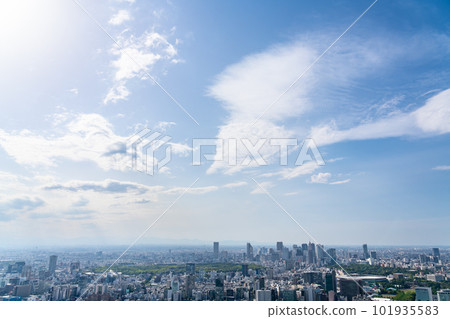 [Tokyo] Shinjuku subcenter with blue sky 101935583